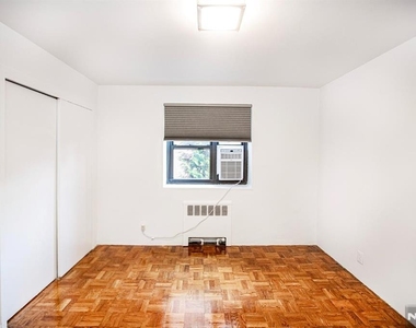 208 Anderson - Photo Thumbnail 30