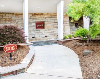 208 Anderson - Photo Thumbnail 1