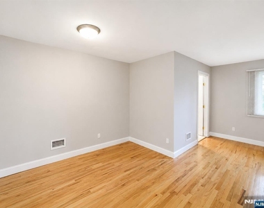 461b 5th - Photo Thumbnail 21