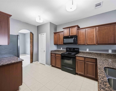 22530 Threefold Ridge Drive - Photo Thumbnail 9