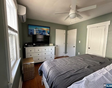 1253 Beaumont - Photo Thumbnail 14