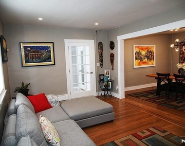 1253 Beaumont - Photo Thumbnail 8