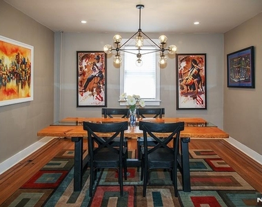 1253 Beaumont - Photo Thumbnail 9