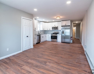 163 Jefferson - Photo Thumbnail 1