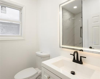 152 Washington - Photo Thumbnail 5