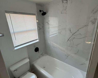 116 6th Avenue - Photo Thumbnail 7