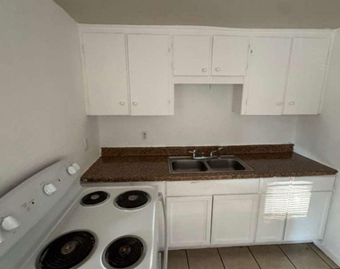 116 6th Avenue - Photo Thumbnail 4