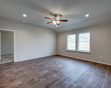 1710 Goose Island Lane - Photo Thumbnail 31