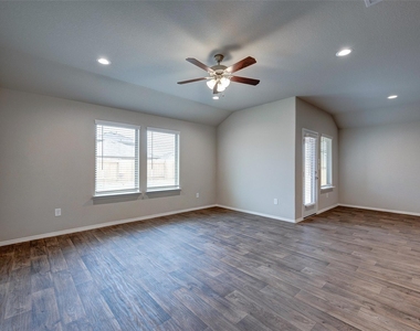 1710 Goose Island Lane - Photo Thumbnail 34