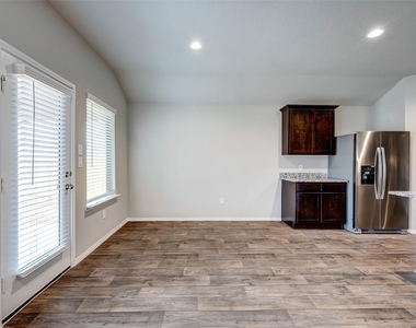 1710 Goose Island Lane - Photo Thumbnail 28