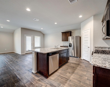 1710 Goose Island Lane - Photo Thumbnail 18