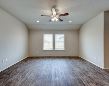 1710 Goose Island Lane - Photo Thumbnail 35