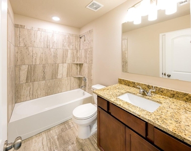 3317 Rolling View Court - Photo Thumbnail 13