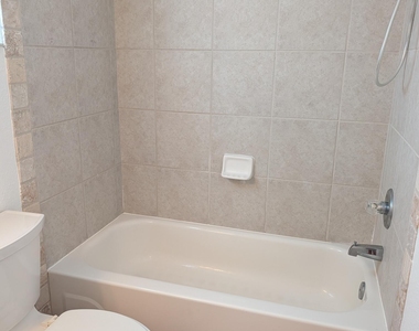 313 Ocean Park Lane - Photo Thumbnail 12