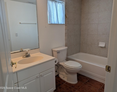 313 Ocean Park Lane - Photo Thumbnail 11
