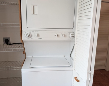 313 Ocean Park Lane - Photo Thumbnail 18