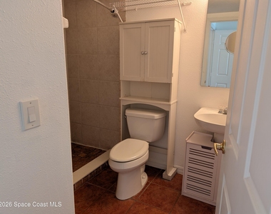 313 Ocean Park Lane - Photo Thumbnail 15