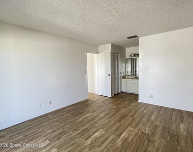 81 Emerald Court - Photo Thumbnail 6