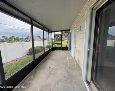 81 Emerald Court - Photo Thumbnail 12