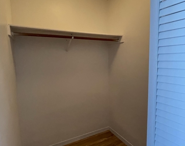 81 Emerald Court - Photo Thumbnail 7