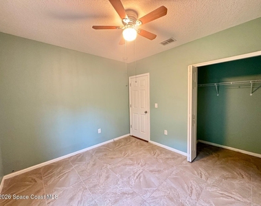 3750 Aria Drive - Photo Thumbnail 7