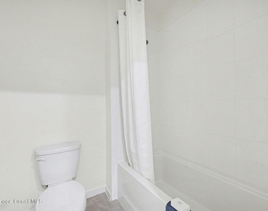 5092 Talbot Boulevard - Photo Thumbnail 23