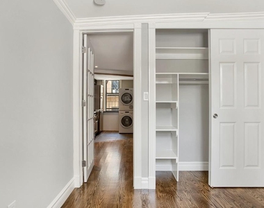 218 Avenue A - Photo Thumbnail 3