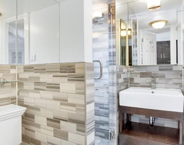 218 Avenue A - Photo Thumbnail 5