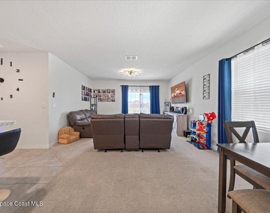 1927 Sloan Court - Photo Thumbnail 22