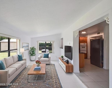 102 1st Street - Photo Thumbnail 12