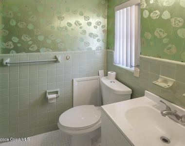 102 1st Street - Photo Thumbnail 8