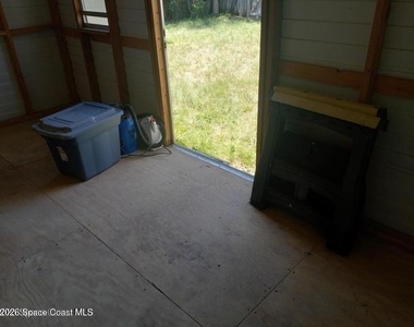 102 1st Street - Photo Thumbnail 16