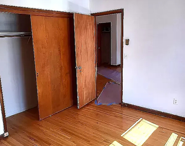 869 Forest Avenue - Photo Thumbnail 3