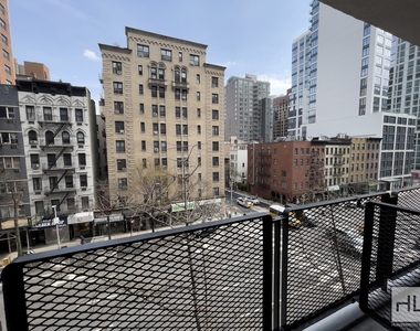 East 35 Street - Photo Thumbnail 4