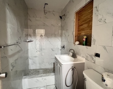 586 East 54 Street - Photo Thumbnail 8