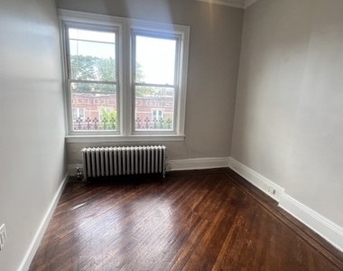 1129 Rogers Avenue - Photo Thumbnail 7