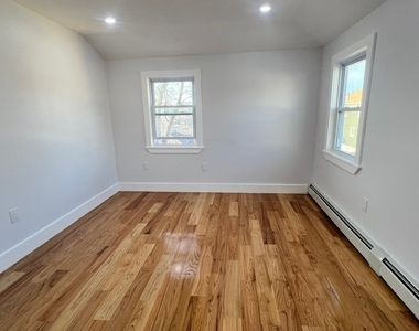 153-23 123 Avenue - Photo Thumbnail 5