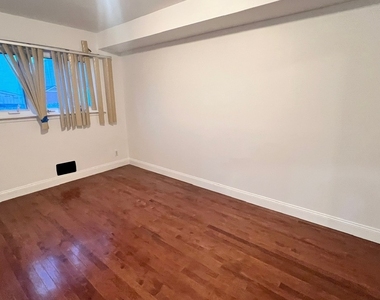 149-63 256 Street - Photo Thumbnail 2