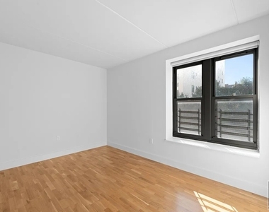 310 Clarkson Avenue - Photo Thumbnail 2