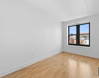 310 Clarkson Avenue - Photo Thumbnail 6