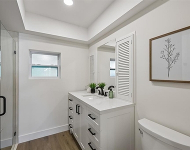 6735 Keystone Drive - Photo Thumbnail 26