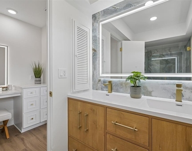 6735 Keystone Drive - Photo Thumbnail 36