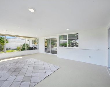 6735 Keystone Drive - Photo Thumbnail 41