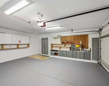 6735 Keystone Drive - Photo Thumbnail 38