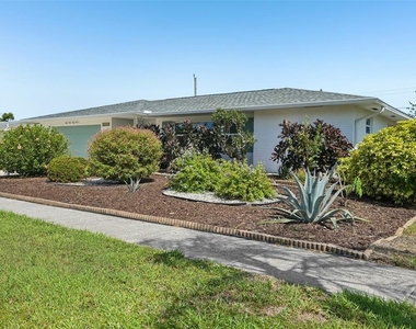 6735 Keystone Drive - Photo Thumbnail 1