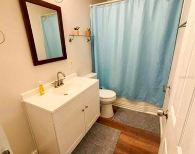 2015 Oakwood Avenue - Photo Thumbnail 12