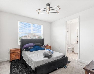 3101 Hollow Hickory Place - Photo Thumbnail 16