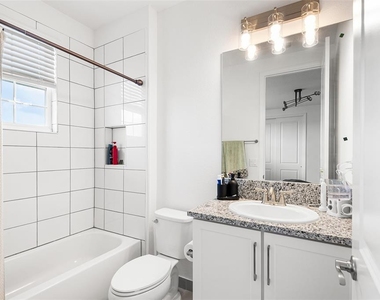 3101 Hollow Hickory Place - Photo Thumbnail 18