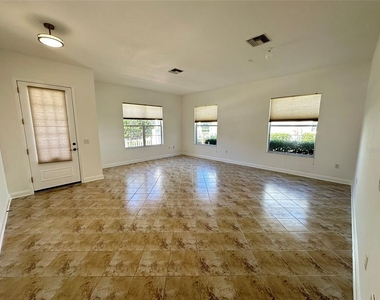 8120 Turkey Hill Court - Photo Thumbnail 14