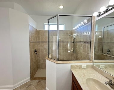 8120 Turkey Hill Court - Photo Thumbnail 21